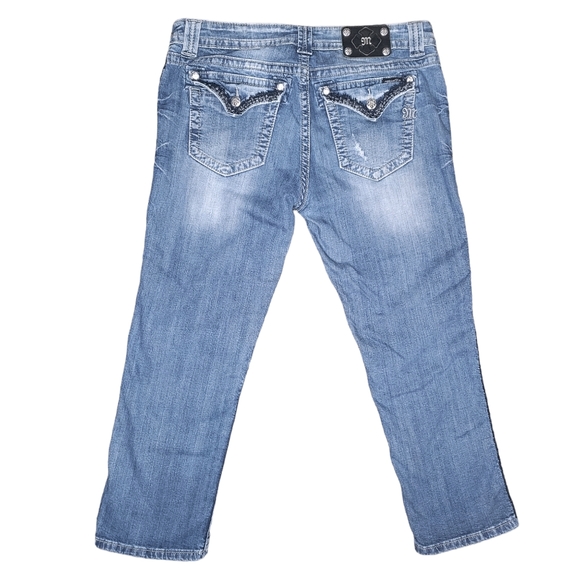 Miss Me | Boyfriend Capri Jeans | Size 30 - Picture 2 of 8